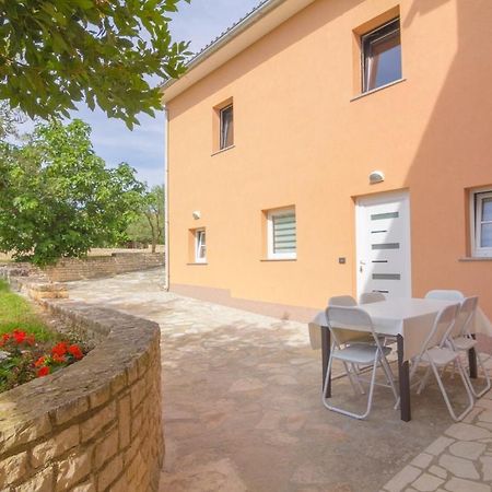 New Family 2 Bedroom Apartment Воднян Екстер'єр фото